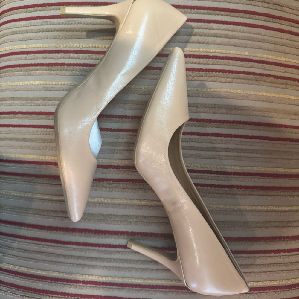 NEW. Calvin Klein Nude Pointed Toe Heels